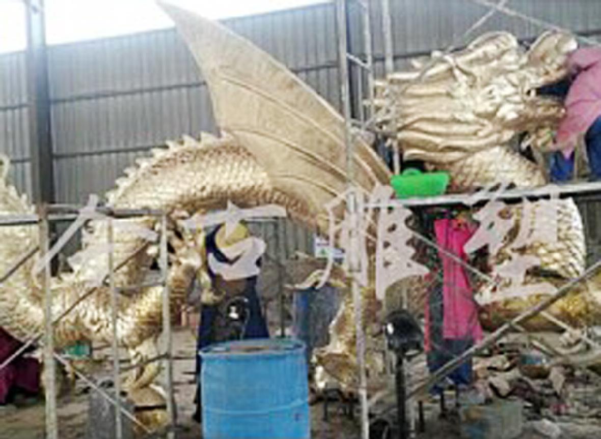 臨港經(jīng)濟(jì)開(kāi)發(fā)區(qū)《見(jiàn)龍?jiān)谔铩枫~雕項(xiàng)目3