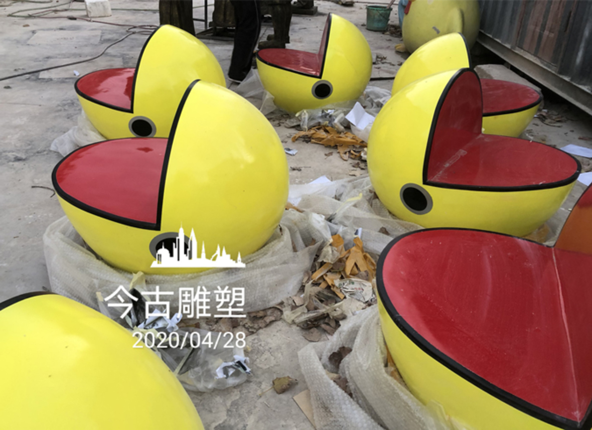 卡通雕塑